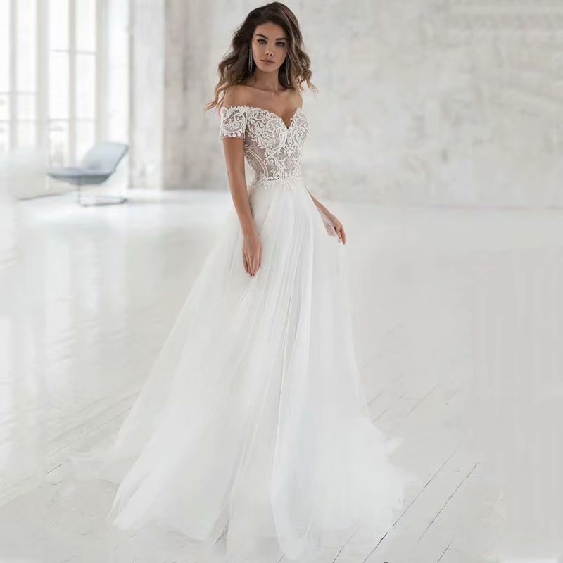 The New Lace Light Wedding Dress Is Elegant, Simple And Thin