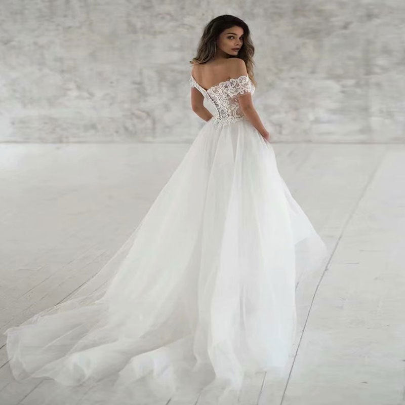 The New Lace Light Wedding Dress Is Elegant, Simple And Thin