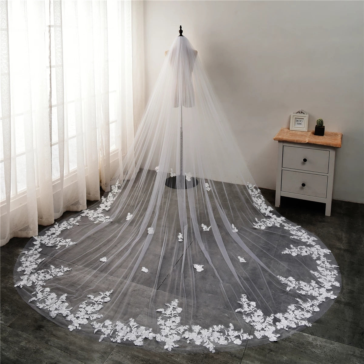 Bride Embroidered Lace White Long Trailing Veil
