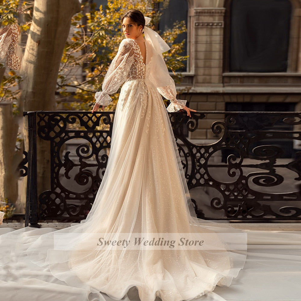 Romantic Flower Lace Illusion Bodice Wedding Dress