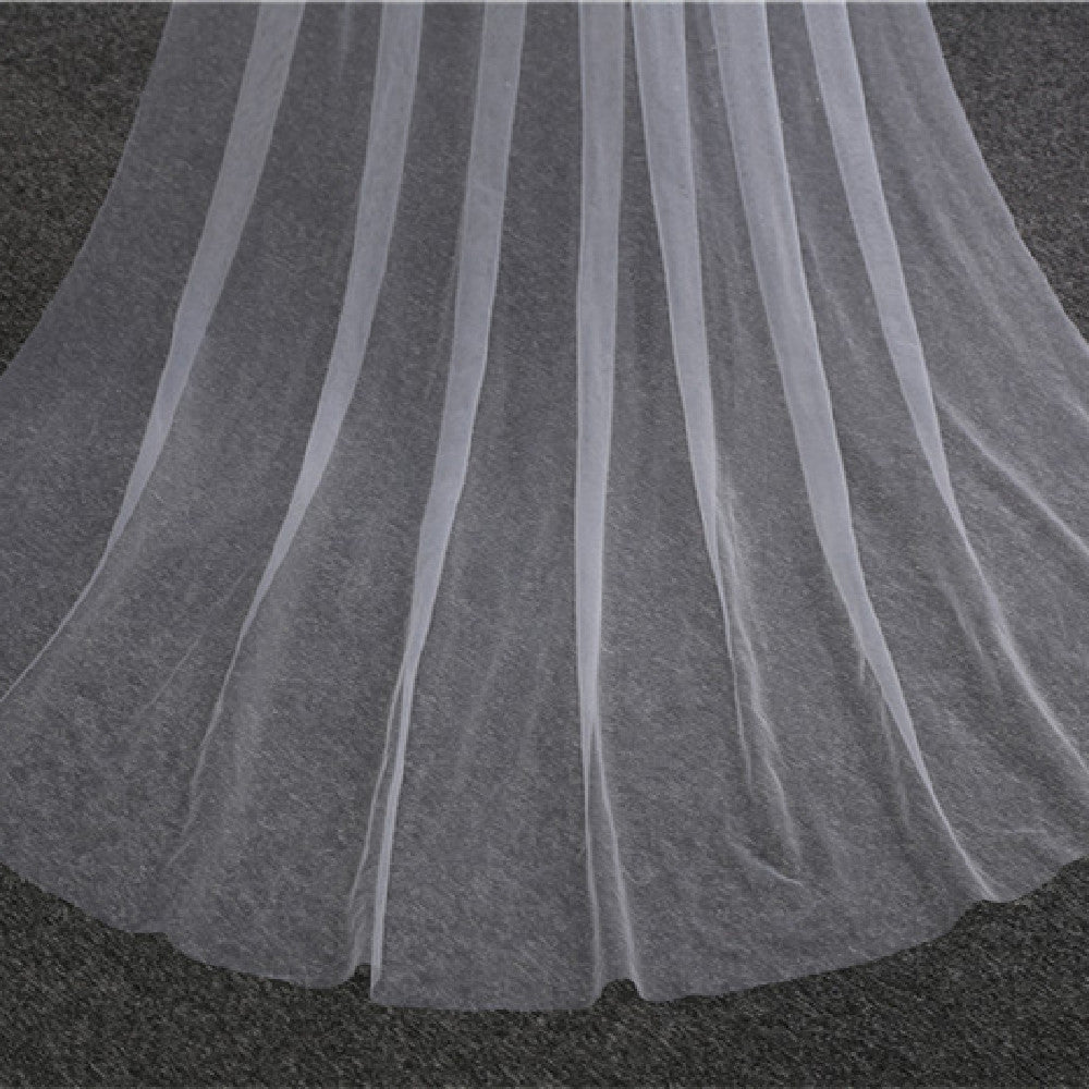 Round Trailing Outer Order Veil