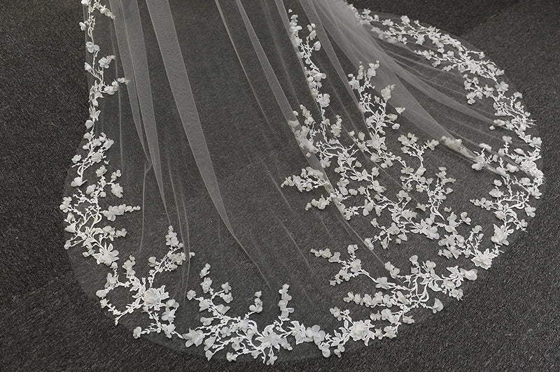 Bridal Fashion Trailing Lace Solid Color Veil